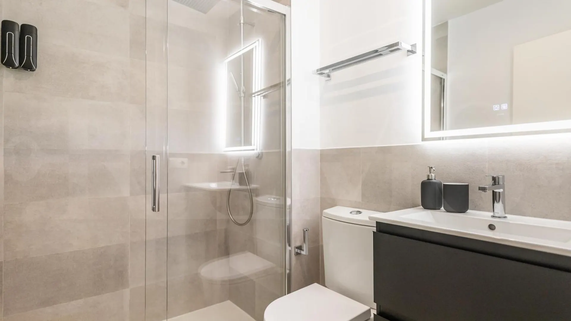 דירה Modern Studio In The Heart Of Malaga By Rems