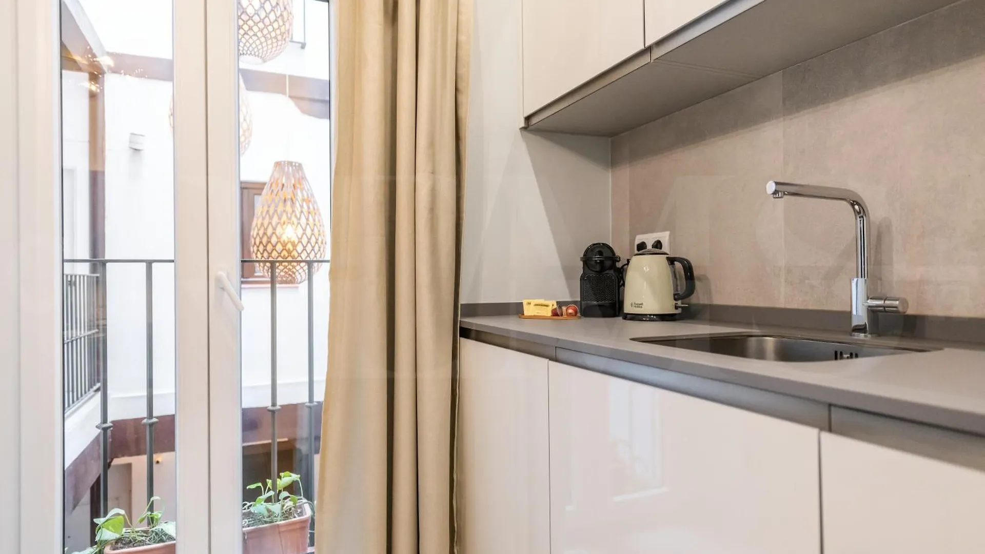Apartment Modern Studio In The Heart Of Malaga By Rems Spanien